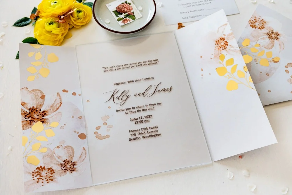 Acryl oder Glas Hochzeitseinladung, Creme Hochzeitseinladungen mit Blattgold, Transparent Beige Einladungen