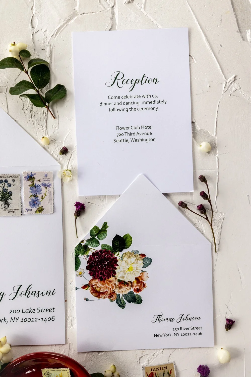 Invitation de mariage en acrylique transparent avec dahlia, invitation de mariage d'automne, invitation de mariage transparente.