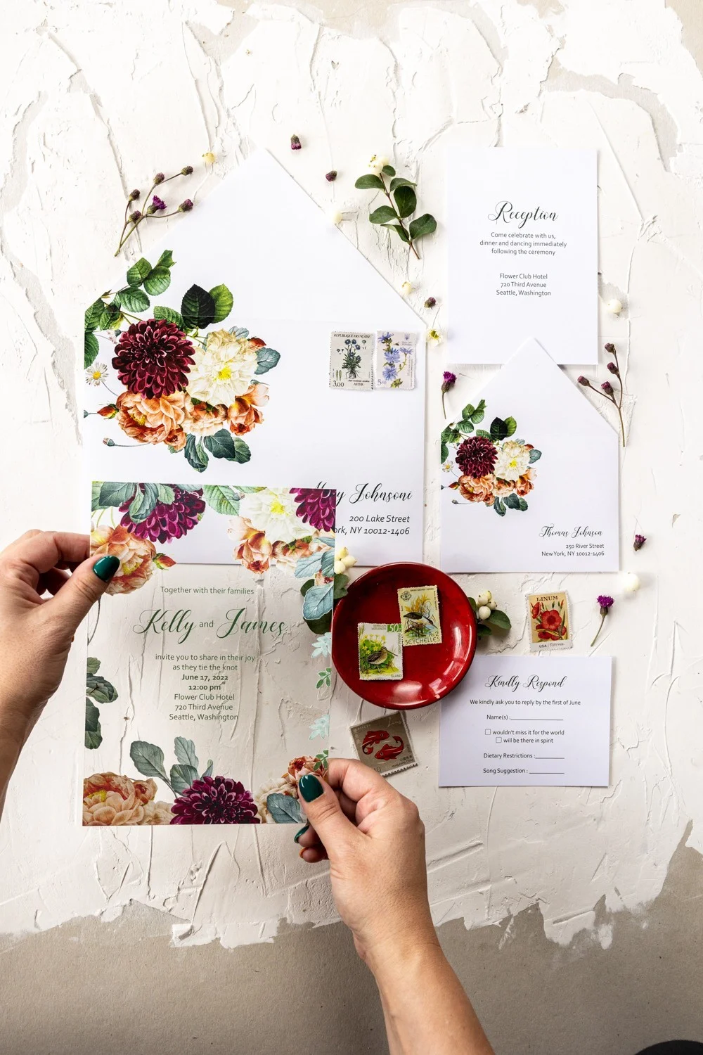 Burgundy Clear Acrylic wedding invitation with dahlia, Autumn Wedding Invitation, Transparent Wedding Invitation
