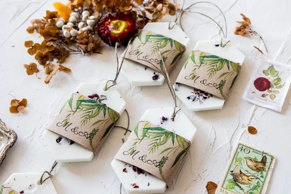 Recuerdos de cera de soja personalizados y hechos a mano para los invitados de su boda