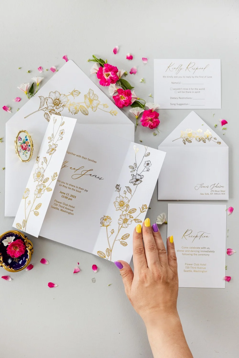 Elegant Gold Foiled Wedding Invitation Suite with Custom Luxury Design - G1