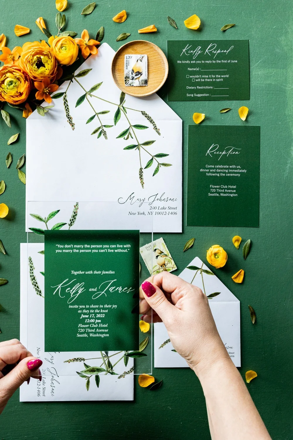 Invitación de boda botánica en acrílico con hiedra y eucalipto, diseño  transparente y elegante - GL24