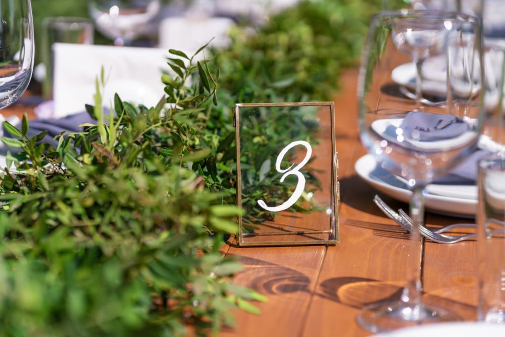 How to number tables at wedding ?