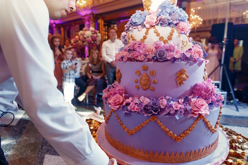 How to transport a Wedding Cake ?