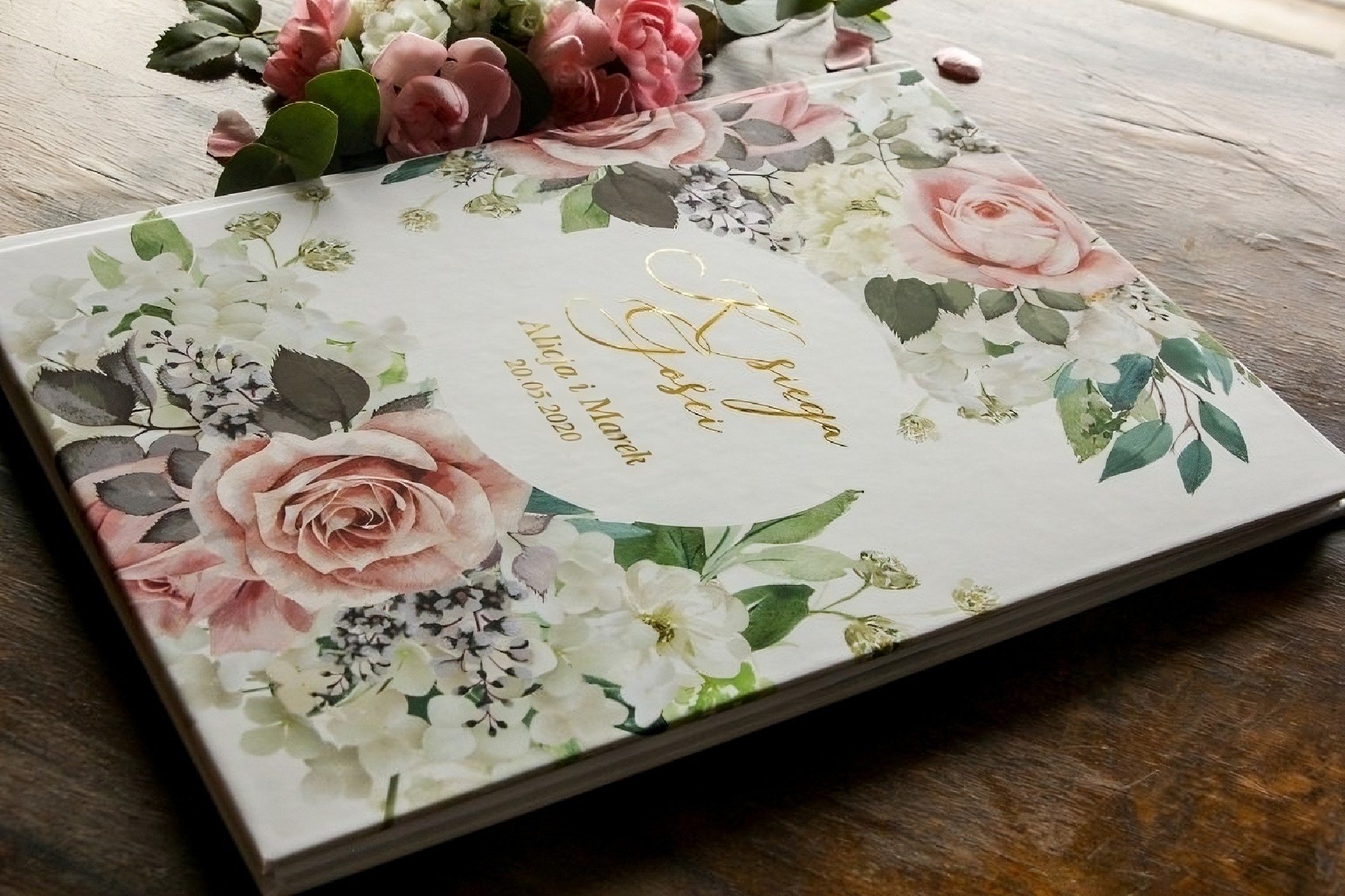 Was sollte man in ein Hochzeitsgästebuch schreiben?